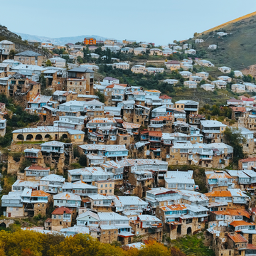 Автобусная экскурсия «Кубачи и Кала-Корейш»