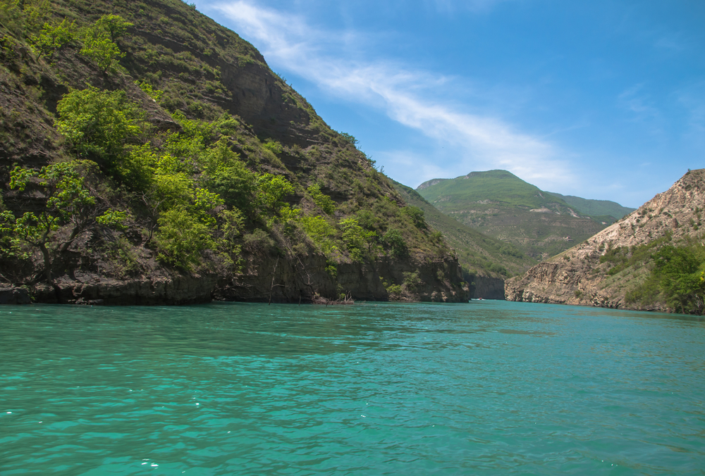 Экскурсия «Сулакский каньон и бархан Сарыкум» с прогулкой на катере из Махачкалы со скидкой 20%
