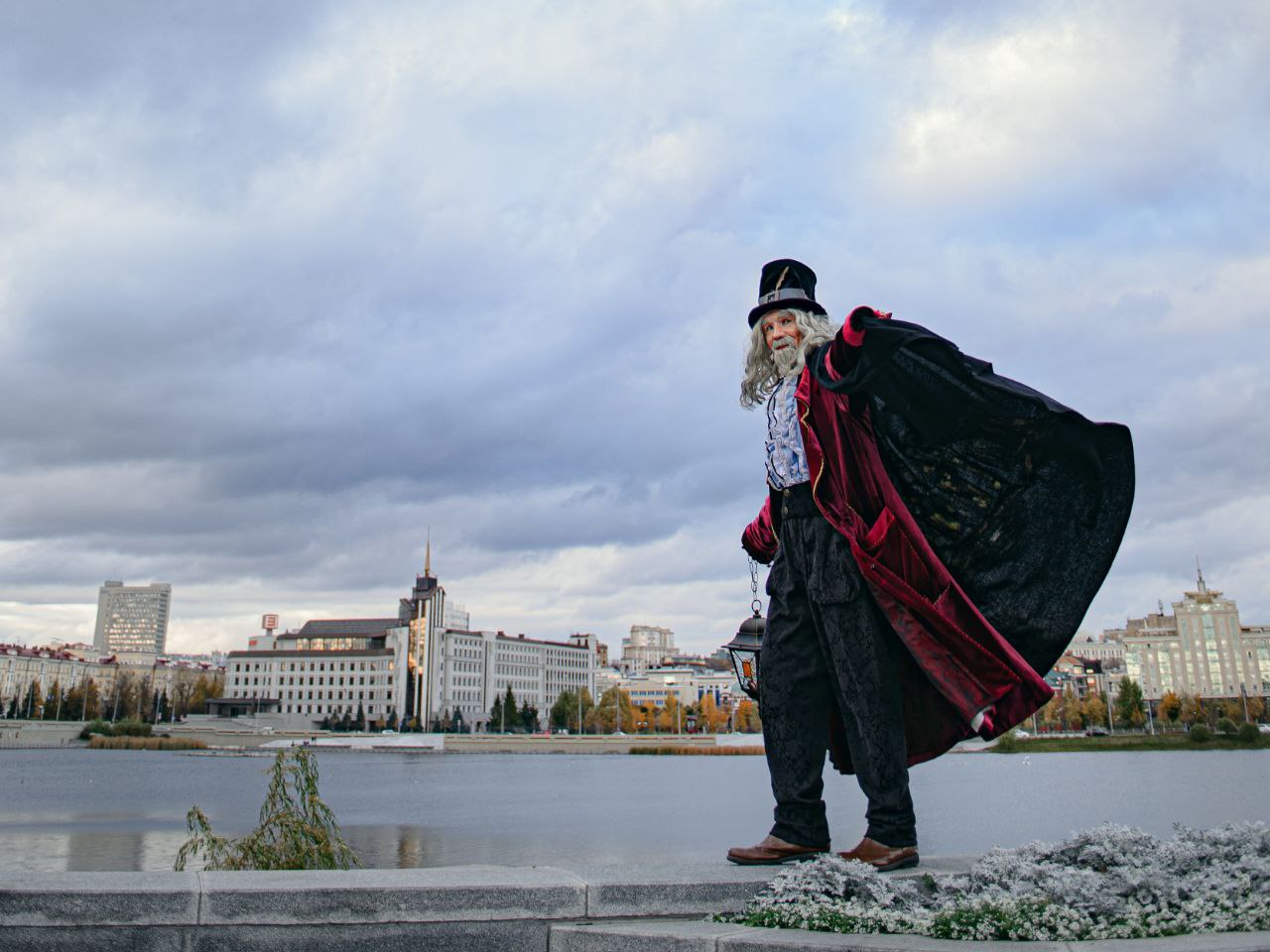 Спектакль-променад «Казань. Старо-татарская слобода» с фонарщиком Фаролеро со скидкой 20%