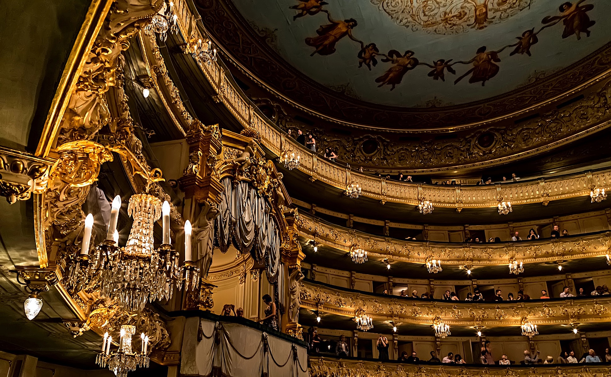 Иммерсивно-образовательный спектакль «Театральный урок» в Мариинском театре