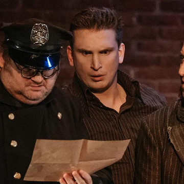 Спектакль «Как пришить старушку» со скидкой 25%