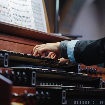 Концерт «Симфонические хиты: ABBA, Sting, Pink Floyd» со скидкой 40%