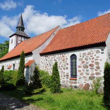 Автобусно-пешеходная экскурсия «В тени рыцарских замков» с дегустацией сыра в «Шаакен Дорф» со скидкой 25%