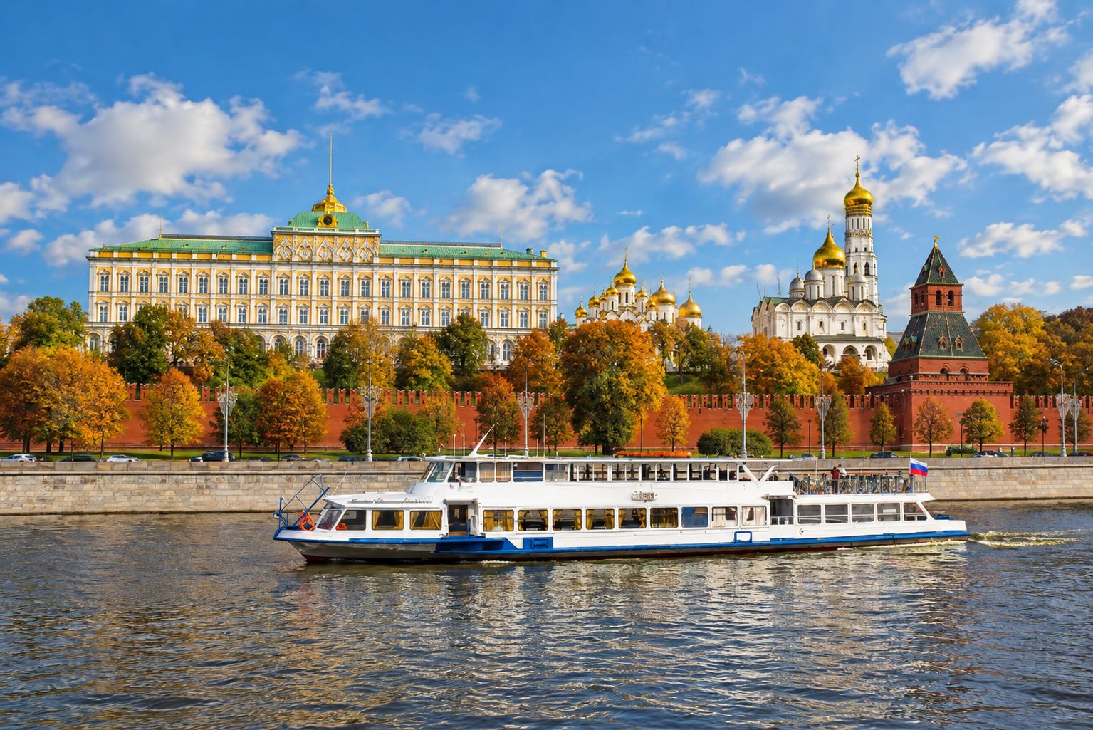 Круговая речная прогулка от парка «Зарядье» до Храма Христа Спасителя Круговая речная прогулка от парка «Зарядье» до Храма Христа Спасителя