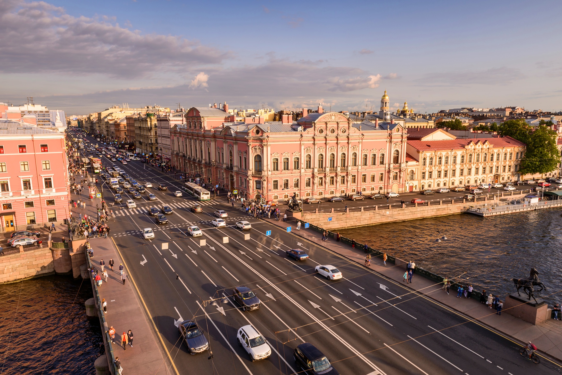 Причал «Аничков мост»