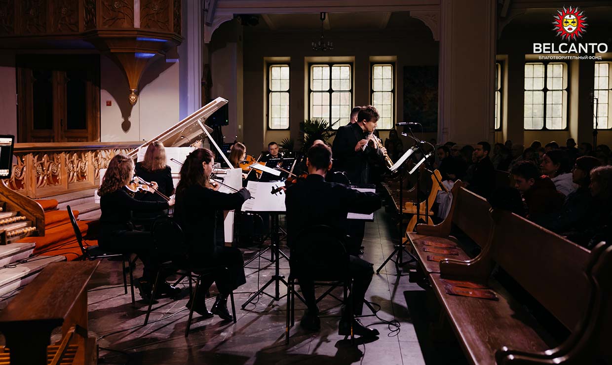 Концерт при свечах «Симфонические хиты Феличита. Шедевры Челентано, Тото Кутуньо, Аль Бано, Поля Мориа, Стинга» со скидкой 40%