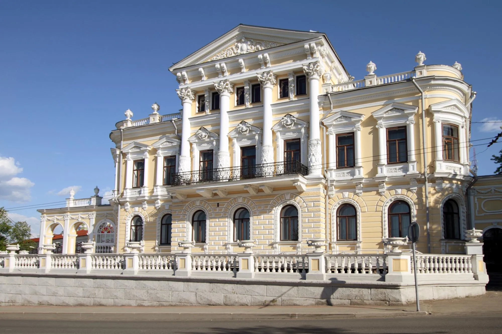 Обзорная автобусная экскурсия по Перми Обзорная автобусная экскурсия по Перми