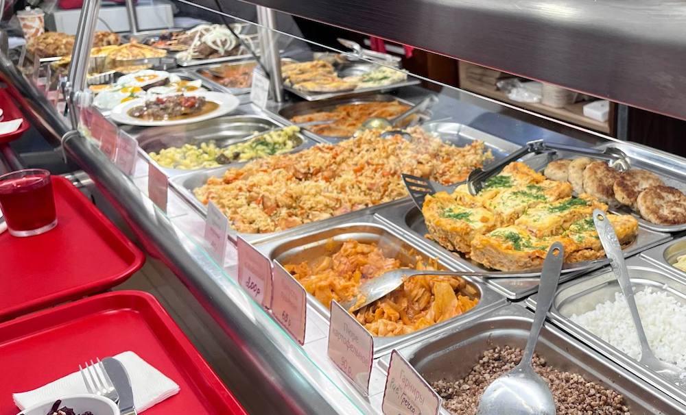 Столовые Петербурга: обзор с ценами и фото