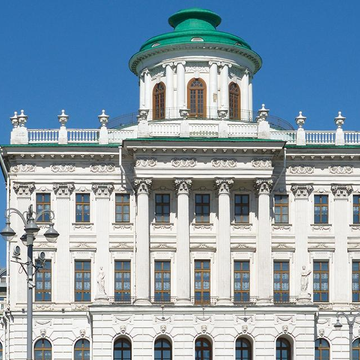 Пешеходная экскурсия «Москва масонская. Легенды и предания вольных каменщиков» со скидкой 20%