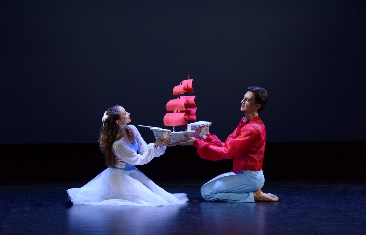 Балетный спектакль «Алые паруса» со скидкой 30%