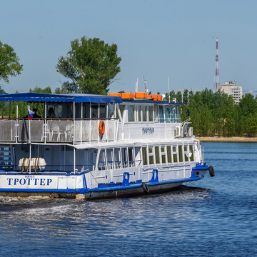 Загородная экскурсия в Свияжск на теплоходе «Троттер» Загородная экскурсия в Свияжск на теплоходе «Троттер» со скидкой 25%