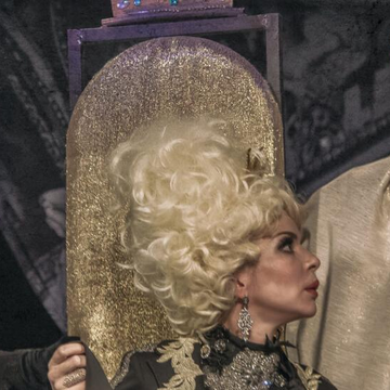 Спектакль «Стакан воды, или Заговор по-английски» в музее-театре «Булгаковский дом» со скидкой 20%