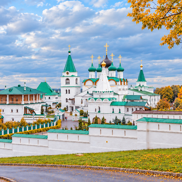 Экскурсия по Нижнему Новгороду с посещением Печёрского монастыря Экскурсия по Нижнему Новгороду с посещением Печёрского монастыря