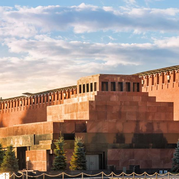 Пешеходная экскурсия «Мавзолей Ленина: тайны Кремлёвского некрополя»