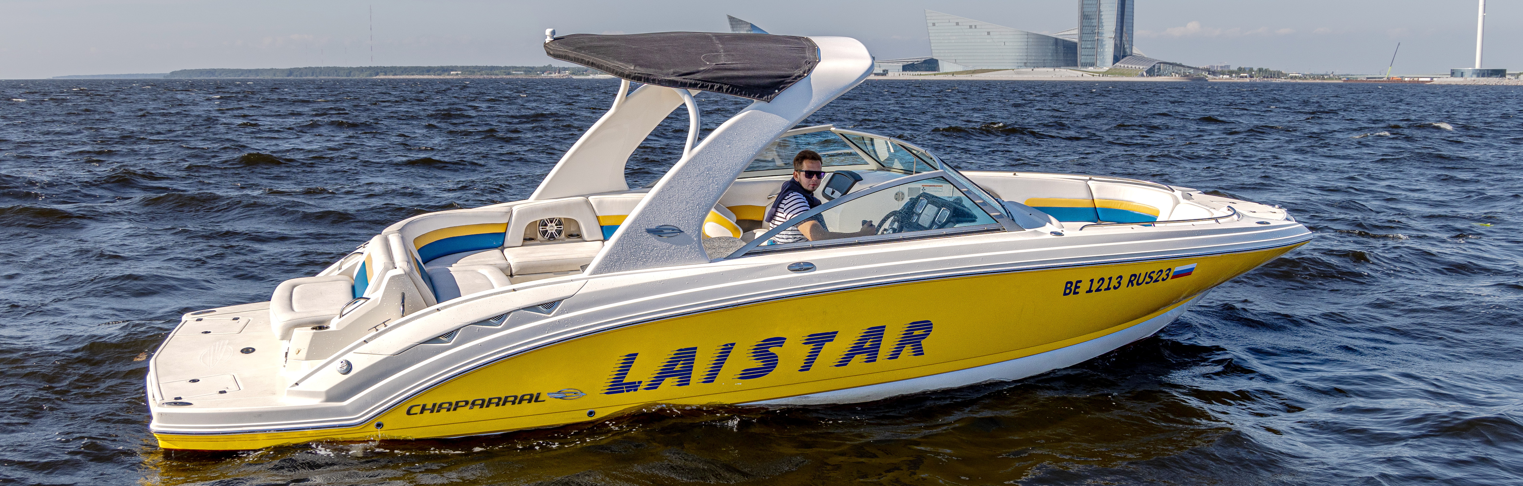 Аренда катера «Мажор» с капитаном со скидкой до 20%