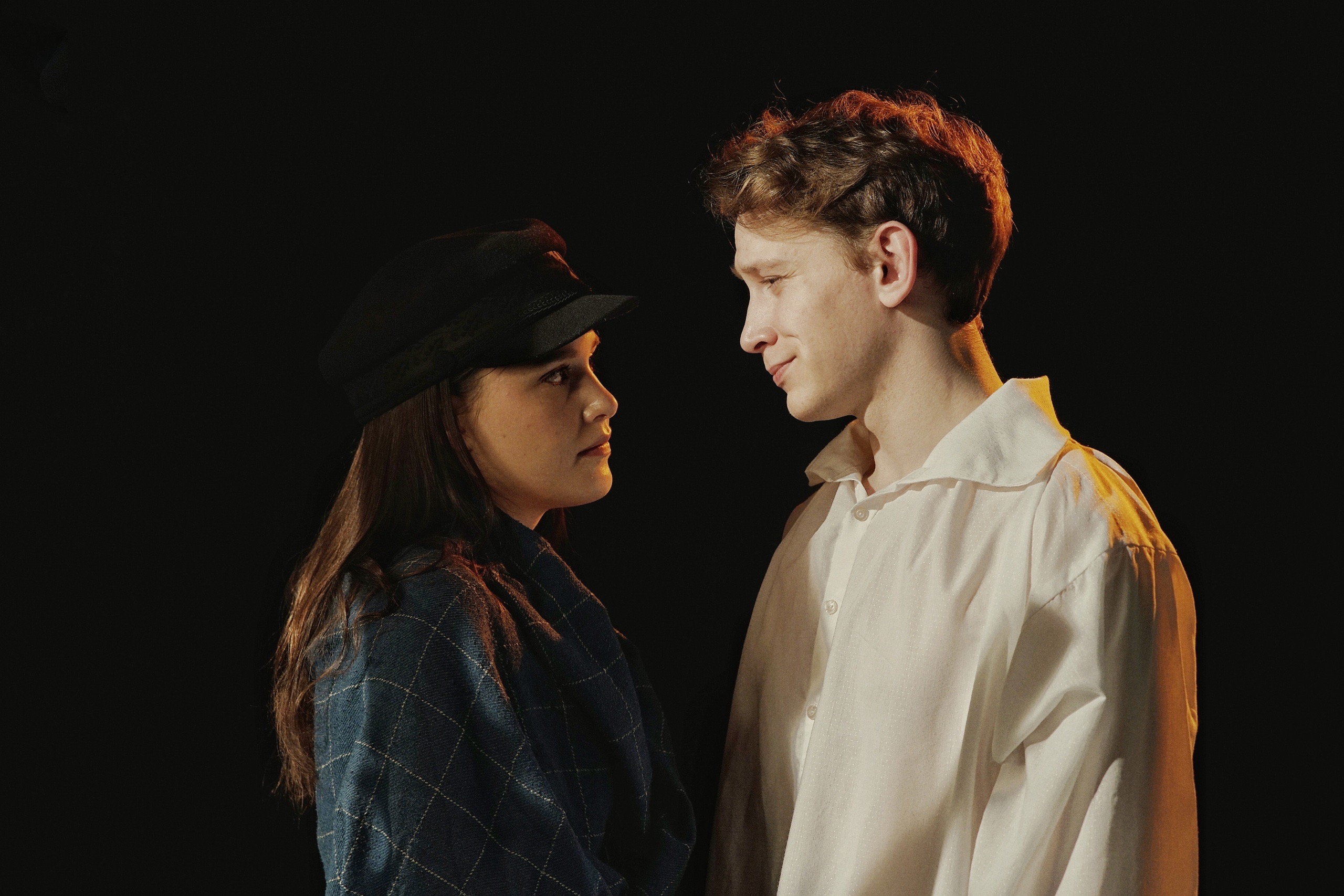 Спектакль «Есенин и Бениславская» со скидкой 40%