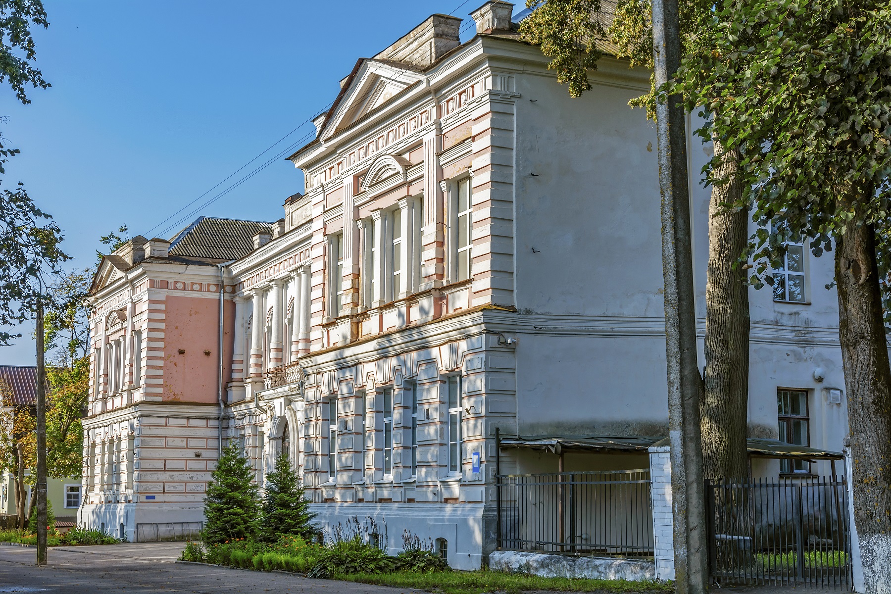 Индивидуальная пешеходная экскурсия «Псков — прогулка по губернскому городу»