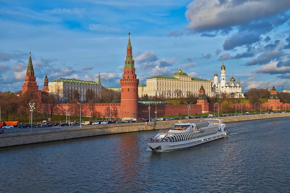 Речной трамвай Москвы снизит цены с 16 октября 2026