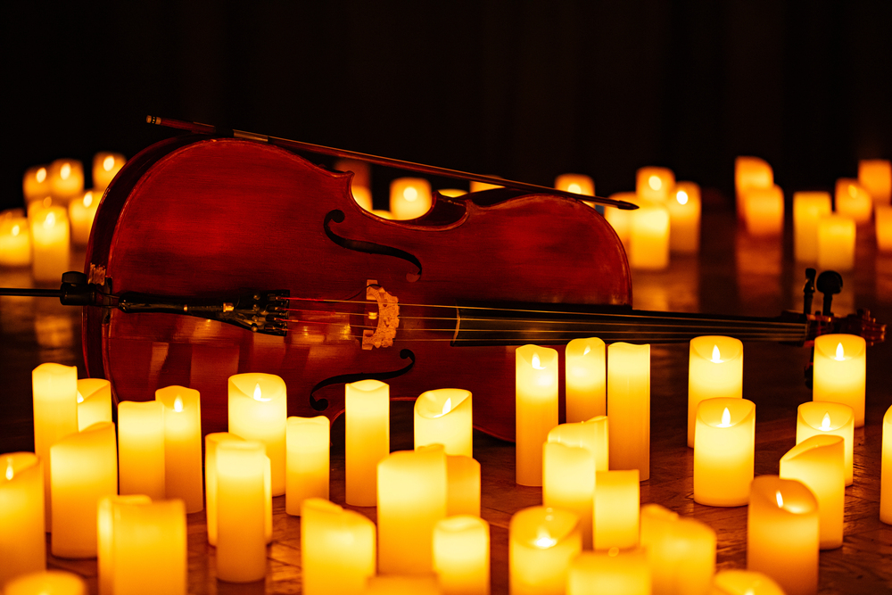 Концерт при свечах «Мировые рок-хиты на виолончелях» в Доме Учёных с экскурсией со скидкой 40%