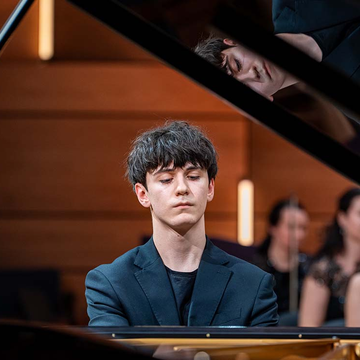 Концерт «Бах. Токката и фуга ре минор. Шуберт. Аве Мария. Лист. Венгерская рапсодия» со скидкой 40%