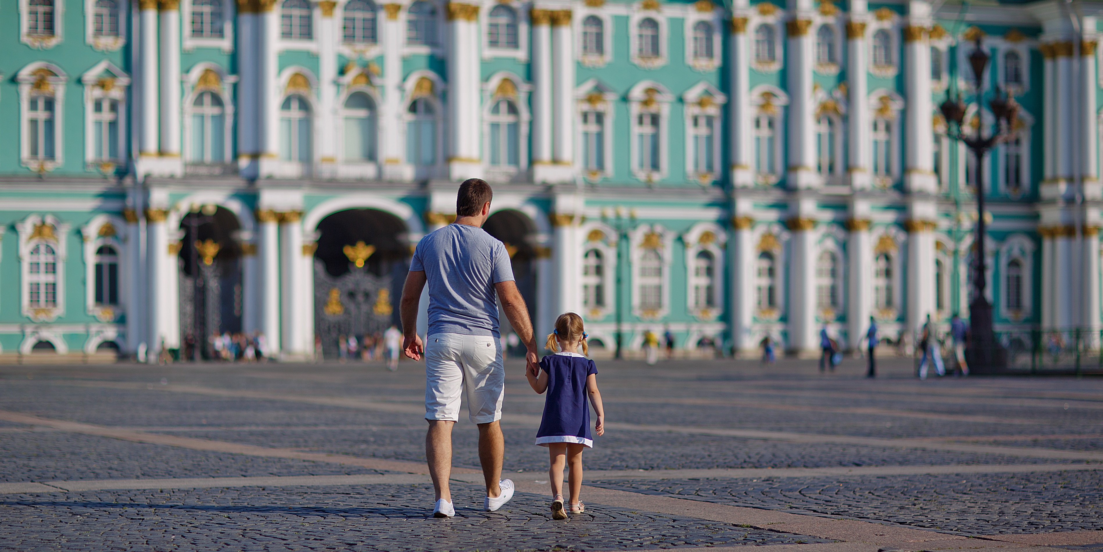 Пешеходная экскурсия «Открыть Петербург детям»