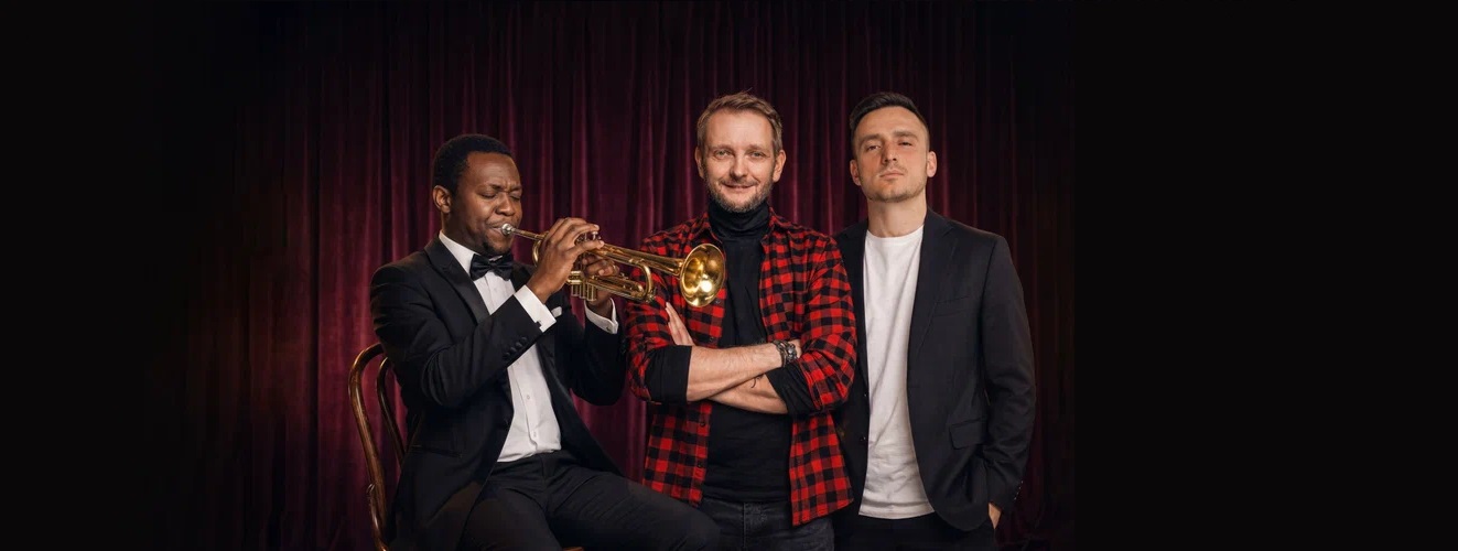 Шоу «Стендап & живая музыка» со скидкой 20%