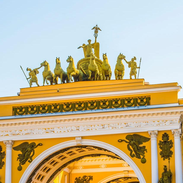 Пешеходная экскурсия «Эрмитаж. Парадный Петербург» Пешеходная экскурсия «Эрмитаж. Парадный Петербург» со скидкой 41%