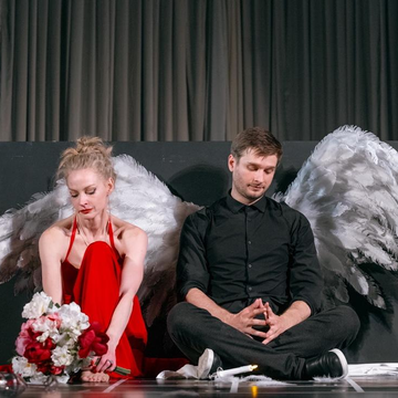 Спектакль «Зал ожидания» со Светланой Ходченковой и Александром Метёлкиным