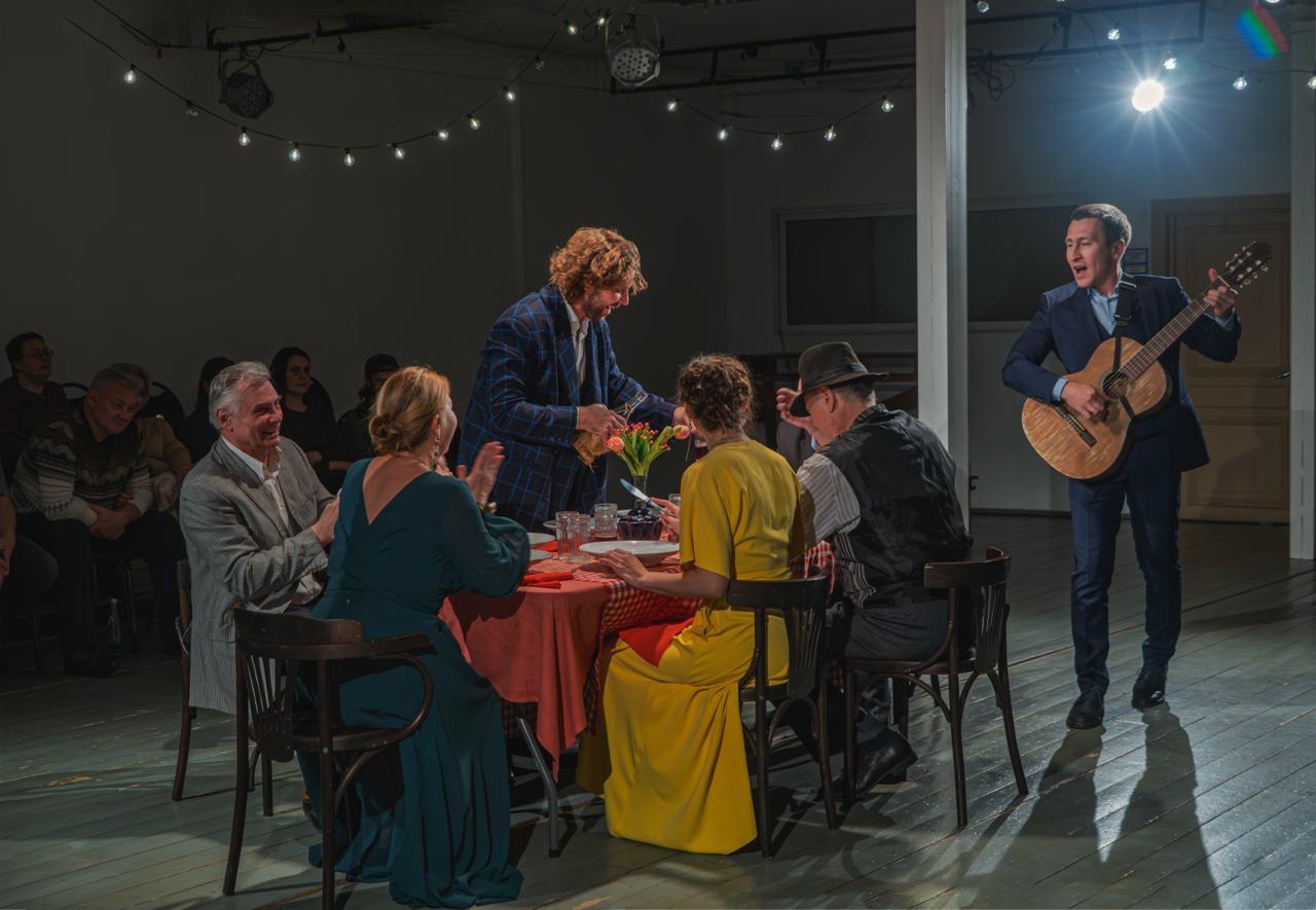 Спектакль «Ужин по-итальянски» со скидкой 25%