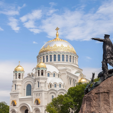 Автобусная экскурсия в Кронштадт с посещением Морского собора со скидкой 20%