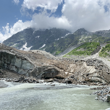 Экскурсия «Уллу-Тау: Гора желаний на границе с Грузией» со скидкой 20%