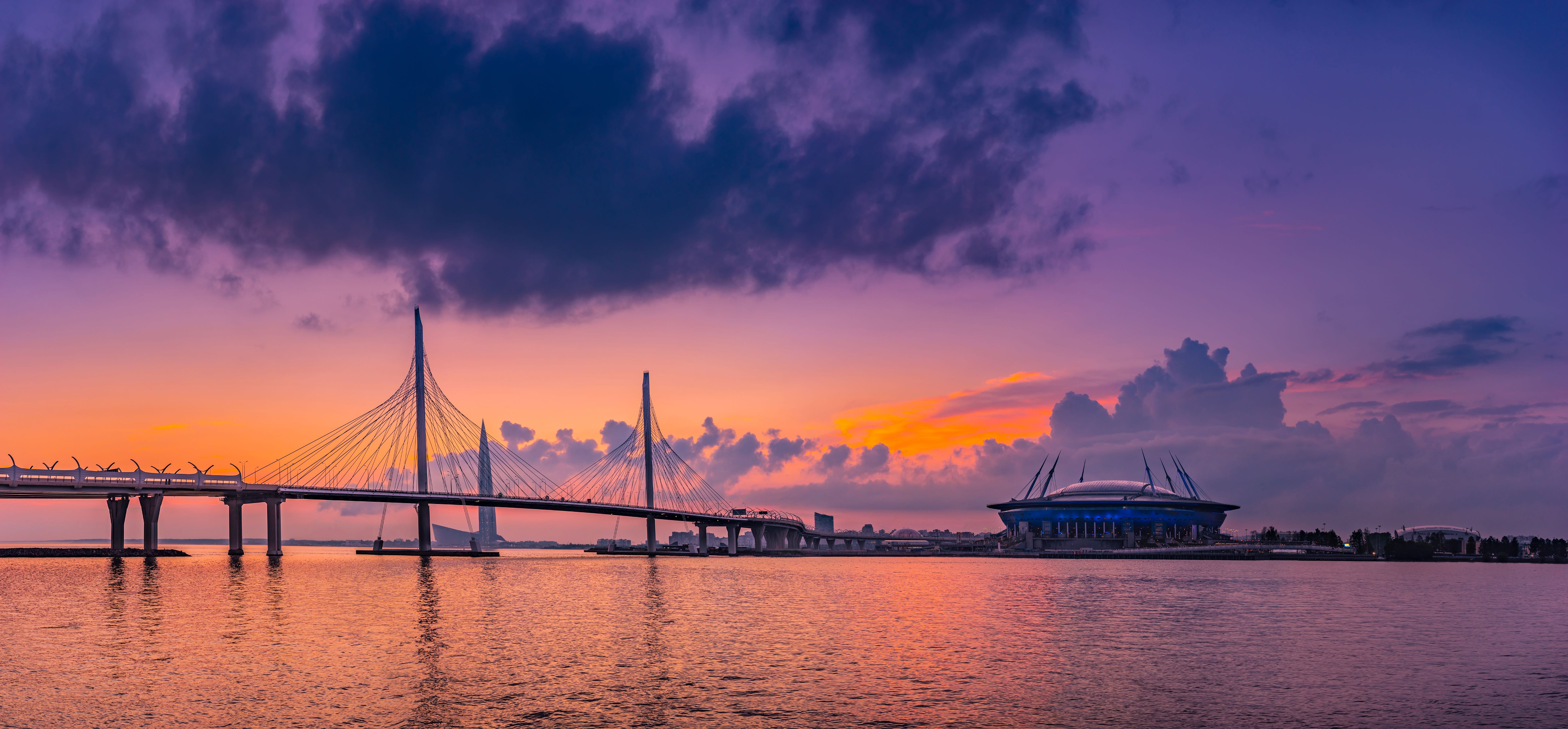 Панорамный круиз по Финскому заливу на закате на двухпалубном теплоходе с саксофоном со скидкой 43%