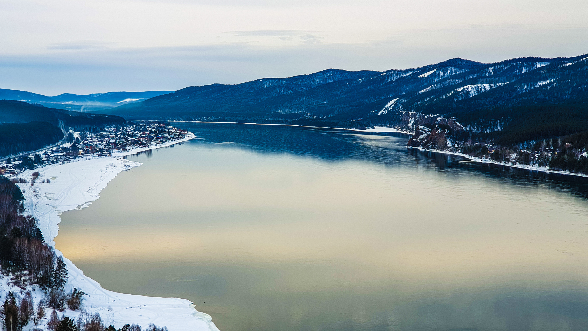 Автобусно-пешеходная экскурсия «По берегам батюшки Енисея» на Красноярскую ГЭС