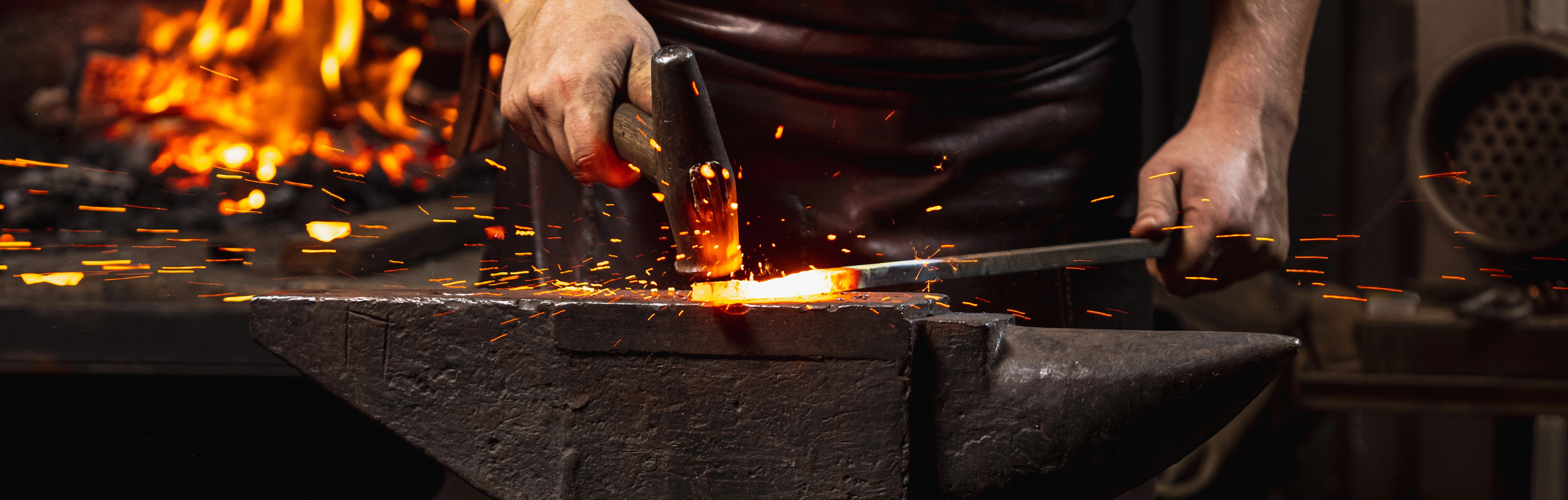 Индивидуальный мастер-класс «Один на один с кузнецом» со скидкой 30%