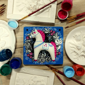 Мастер-класс по росписи гипсового панно в музее русского быта «Изба-Забава» со скидкой 30%