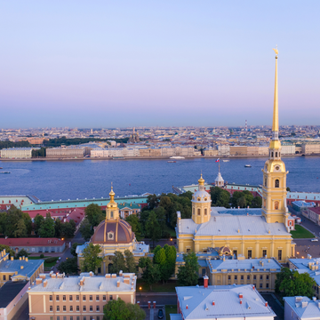 Утренние прогулки по рекам и каналам от Петропавловской крепости со скидкой до 55%