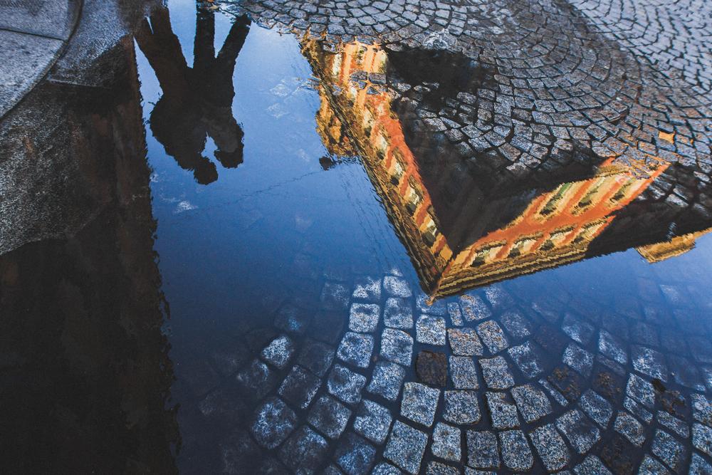 Дождь в Петербурге: куда сходить и чем заняться туристу