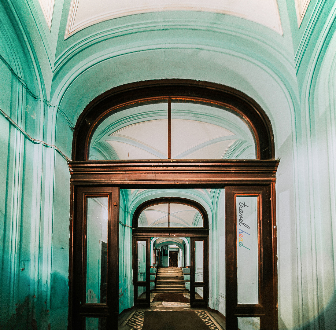 Экскурсия «Доходные дома Петербурга: побывать в парадных и коммуналке» со скидкой 31%