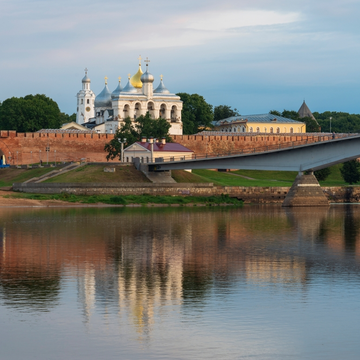 Автобусная экскурсия «От Рюрикова городища к стенам Кремля» со скидкой 20%