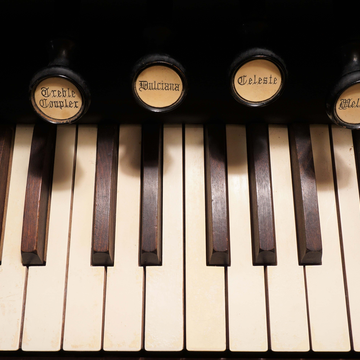 Концерт «Орган при свечах: Ave Maria и мировые шедевры» со скидкой 30%