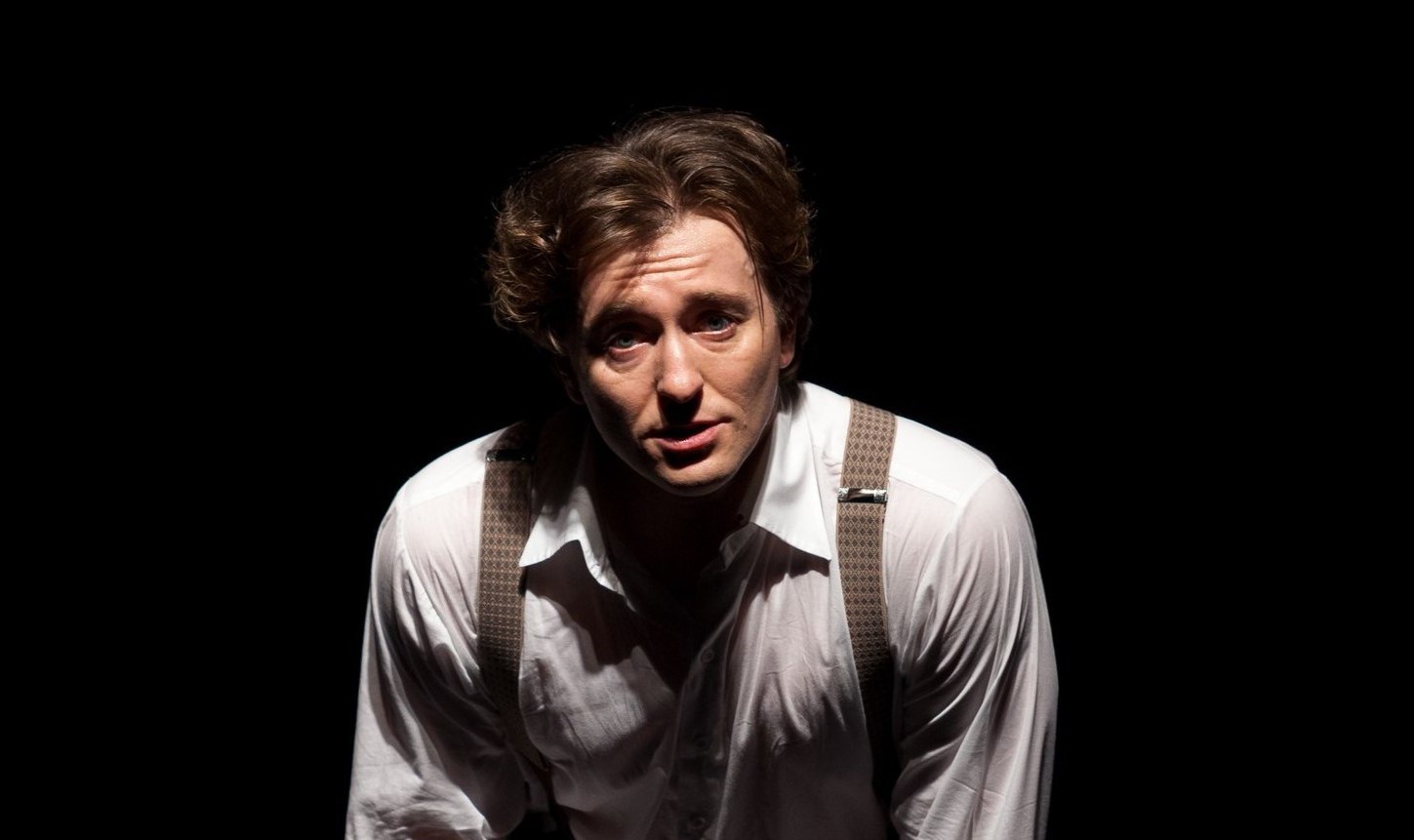 Спектакль «Хулиган. Исповедь» с Сергеем Безруковым