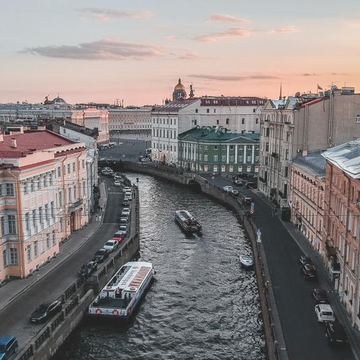 Водная экскурсия «Северная Венеция» по рекам и каналам на теплоходе со скидкой до 51%