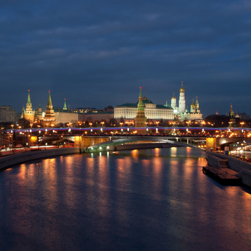 Обзорная автобусная экскурсия «Вечерняя Москва» со скидкой 20%