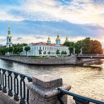 Вечерняя экскурсия «Петербургские трущобы» со скидкой до 36%