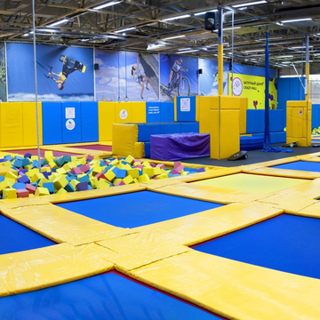 Батутный центр Crazy Hall со скидкой до 21%