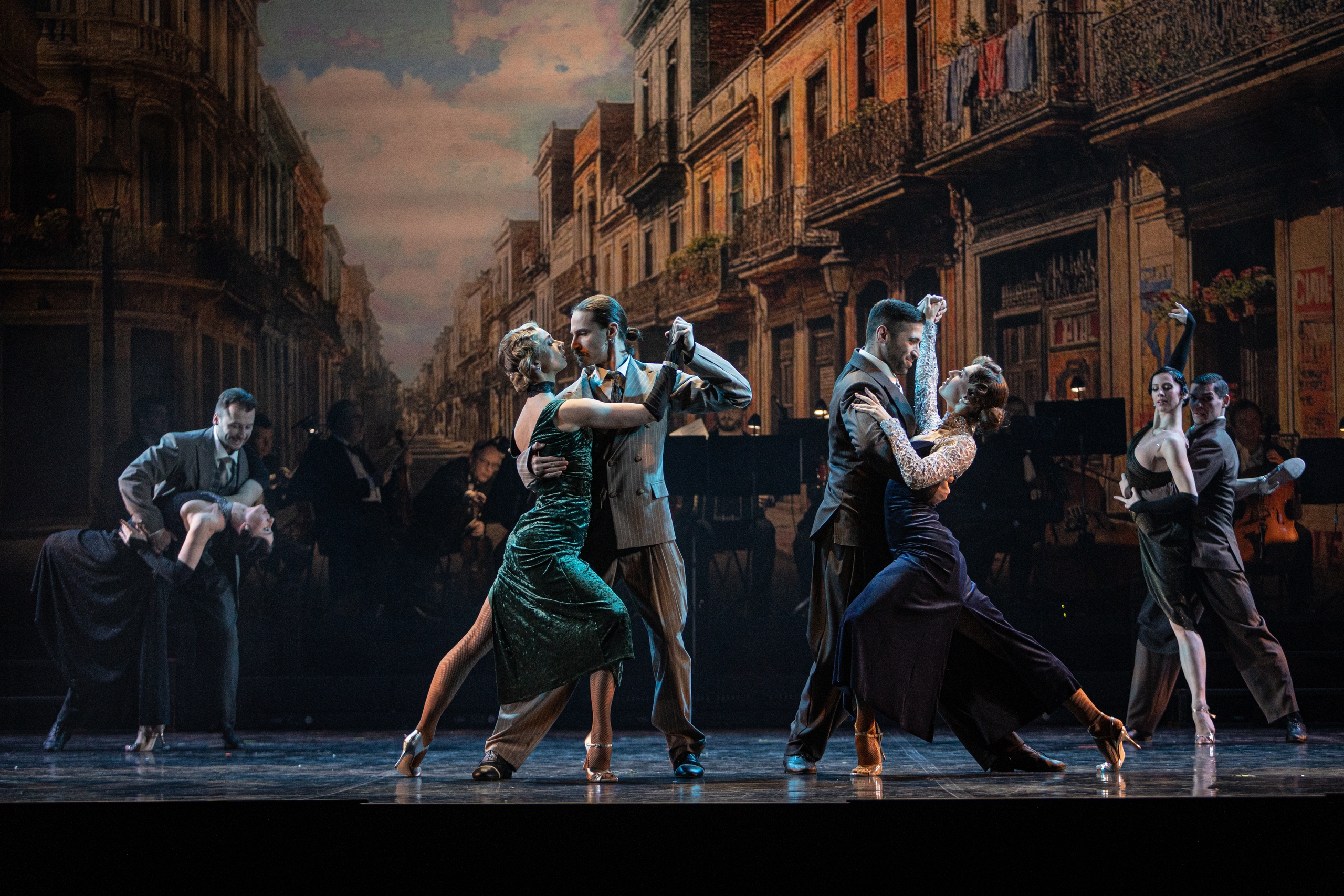 Музыкальный спектакль «Танго любви» на сцене Театра музыкальной комедии