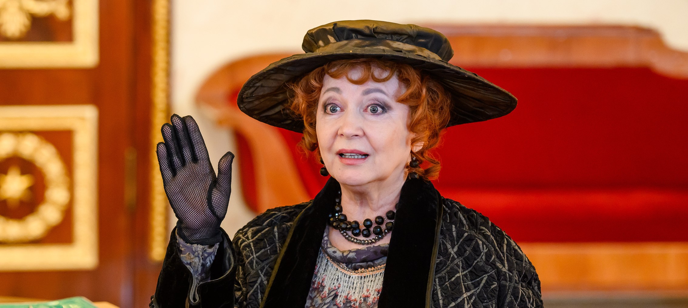 Моноспектакль Светланы Смирновой «Три концерта мадам Тэффи» в Александринском театре