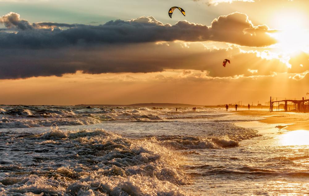 Лучшие пляжи Сочи: где можно купаться в 2025 году