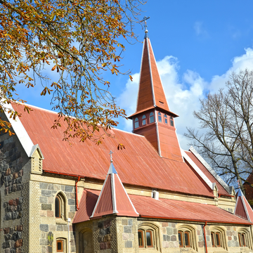 Автобусно-пешеходная экскурсия «День с солнечным камнем в Янтарном» из Светлогорска со скидкой 25%