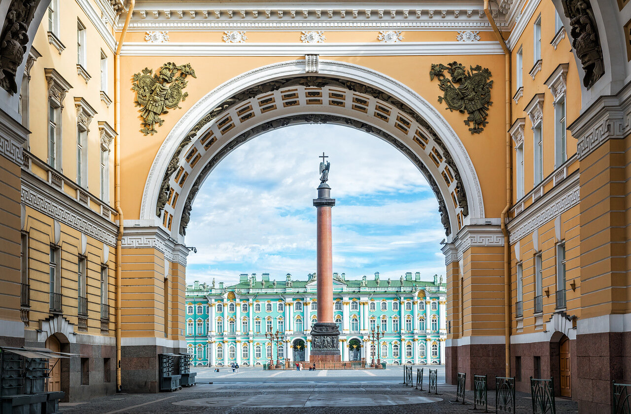 Большая обзорная экскурсия «Санкт-Петербург и Петропавловская крепость» со скидкой 46%